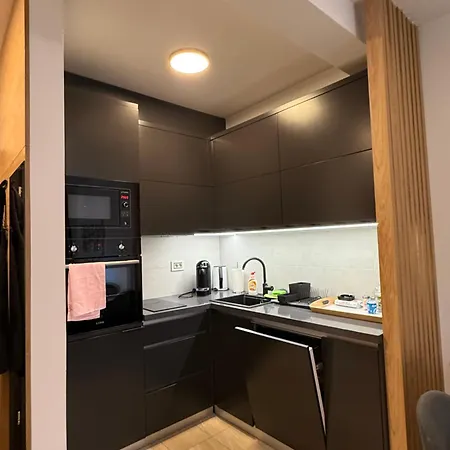 Апартаменты Leo Pine Lux *